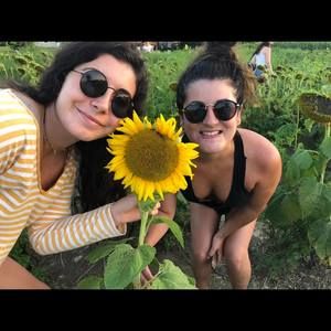 Meet your Posher, Tara